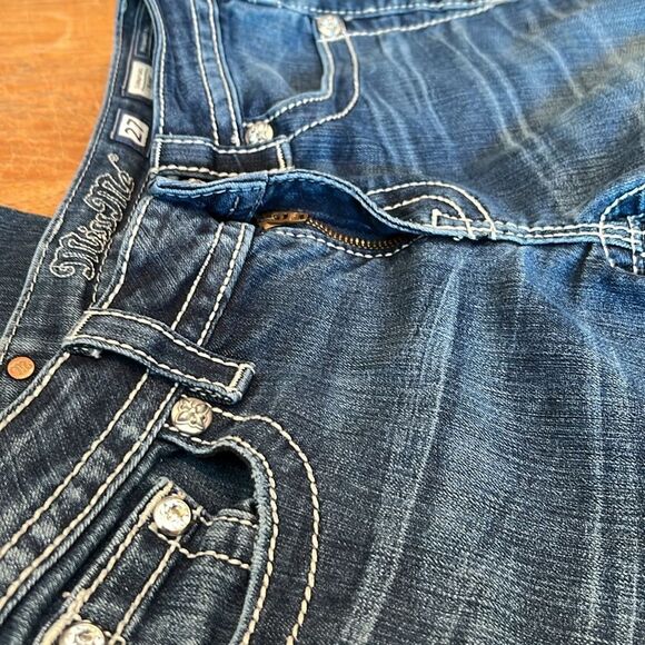 Miss Me Jeans Signature Boot 27 - Picture 10 of 16